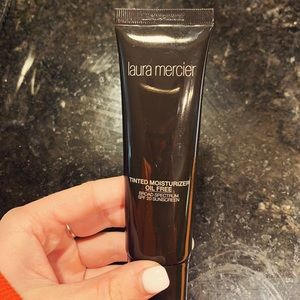 Laura Mercier Tinted Moisturizer